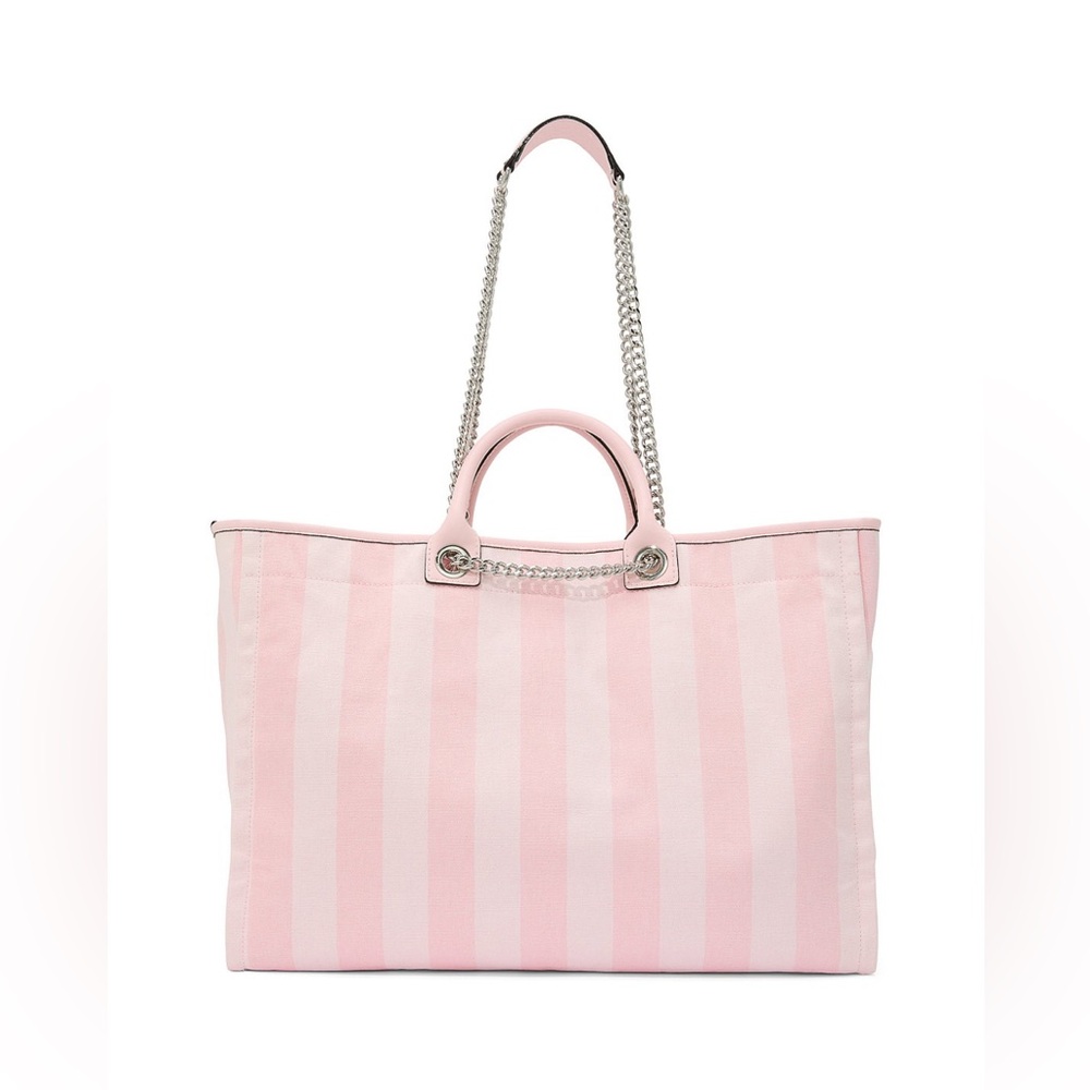 VICTORIA SECRET EXCLUSIVE MAIMI FASHION SHOW CHAIN TOTE 2025 - Picture 3 of 5